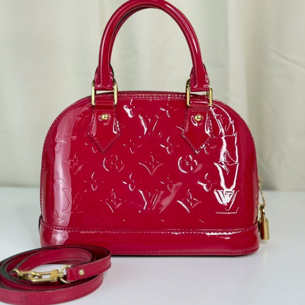 Louis Vuitton Vernis Red Alma BB Shoulder Bag With Classic Monogram Pattern - Picture 3 of 10
